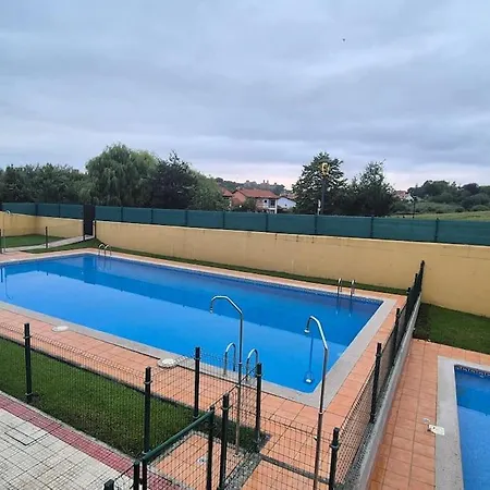 Casa Rovacias C22a01 By R2r Consulting * Comillas