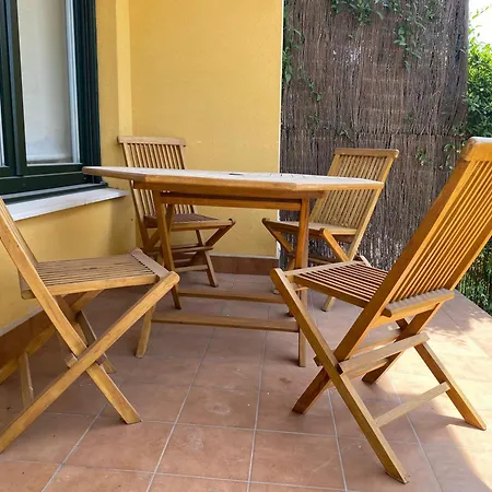 Casa Rovacias C22a01 By R2r Consulting