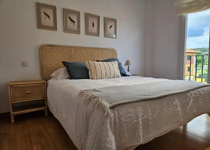 Casa Rovacias C22a01 By R2r Consulting