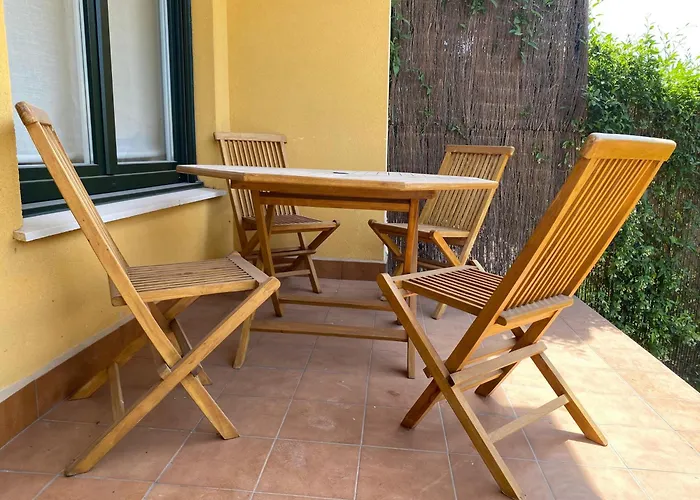 Casa Rovacias C22a01 By R2r Consulting