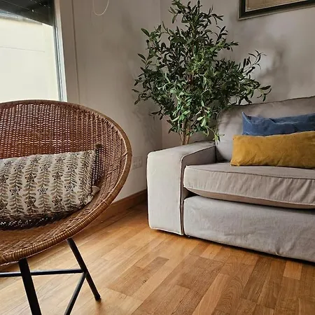 Casa Rovacias C22a01 By R2r Consulting * 코밀라스