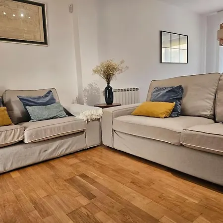 Casa Rovacias C22a01 By R2r Consulting 펜션 *