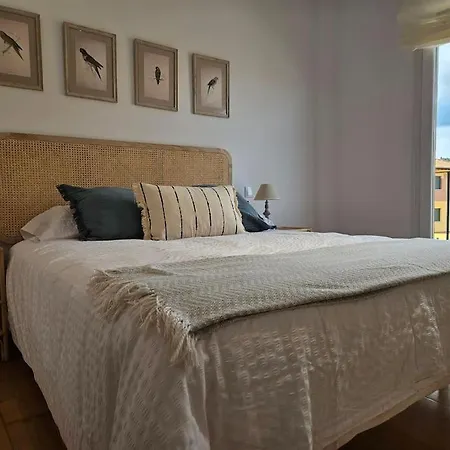 Casa Rovacias C22a01 By R2r Consulting * 코밀라스