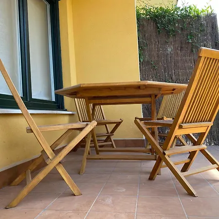 Casa Rovacias C22a01 By R2r Consulting