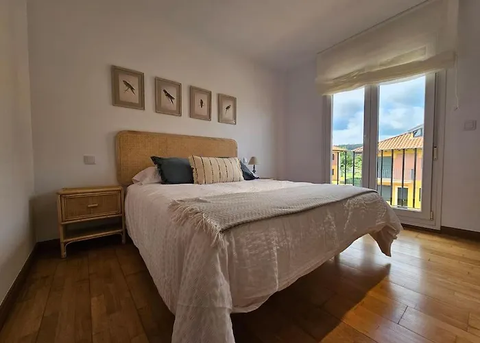 Casa Rovacias C22a01 By R2r Consulting