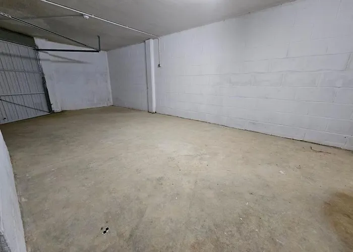 Casa Rovacias C22a01 By R2r Consulting * Comillas